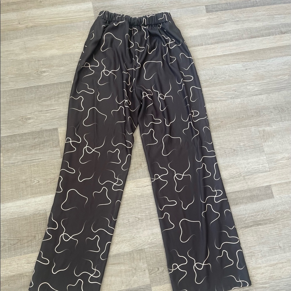 Delphine the Label Pants - Picture 6 of 6